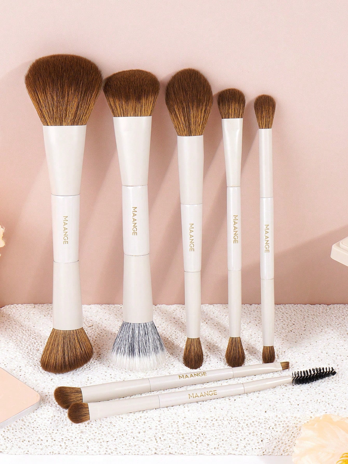 Maange -Cream Cloud Set of 7 PCS+Pouch
