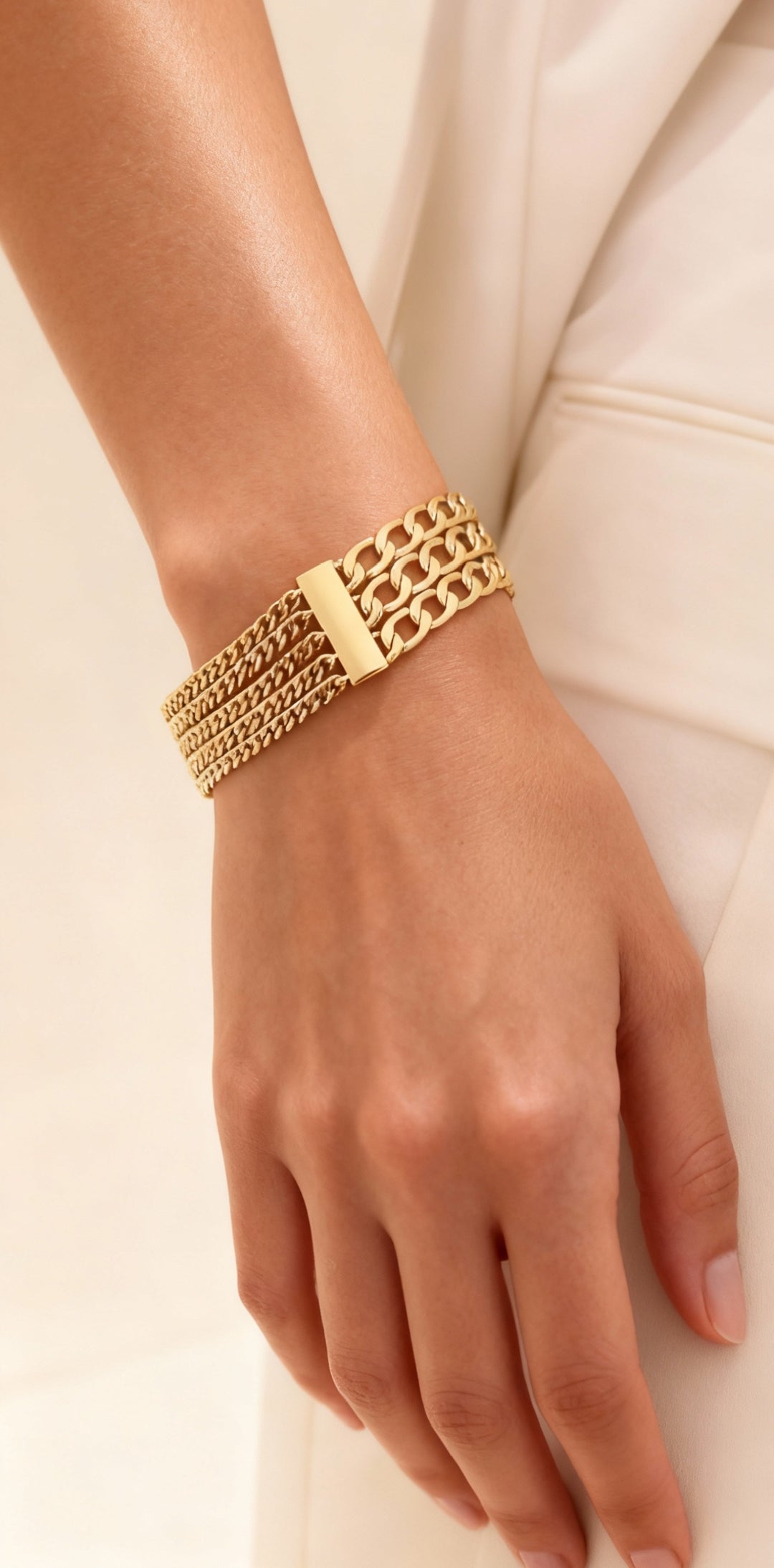 Signature Eight Bracelet