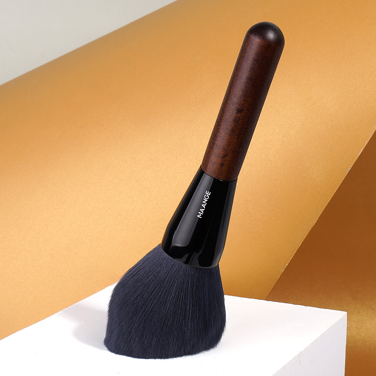 MAANGE CloudWood Face Brush