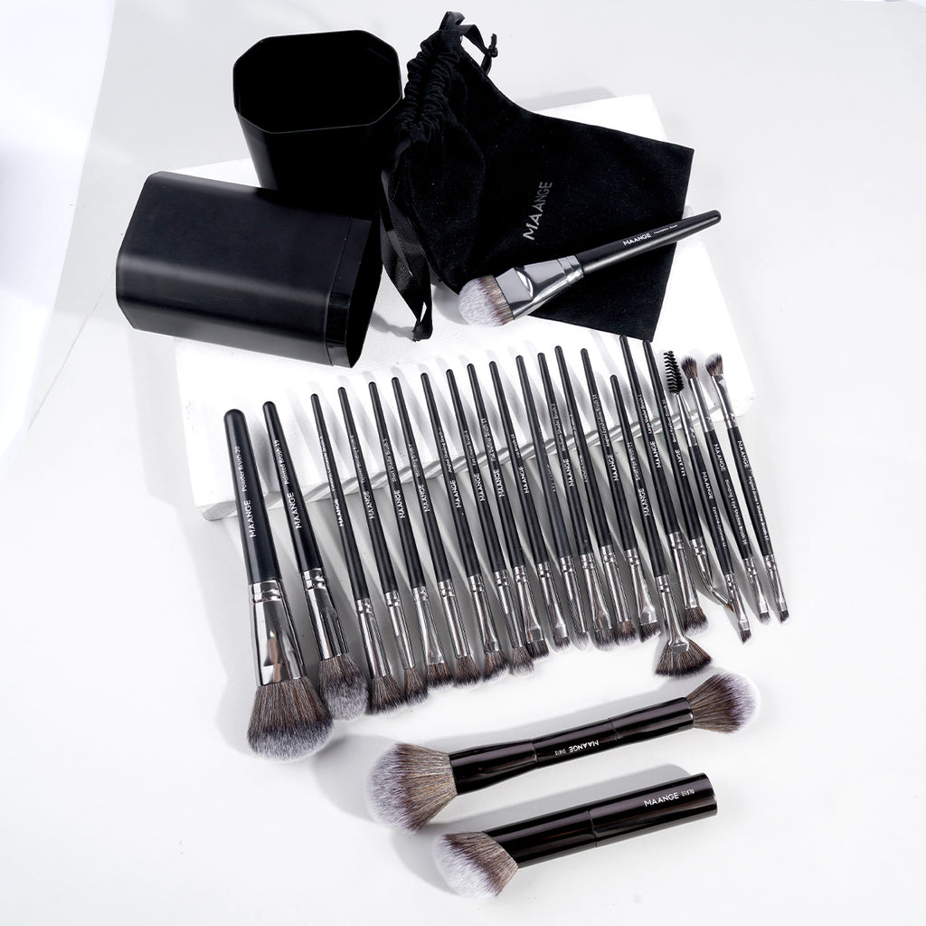 MAANGE Premium Brushes Set