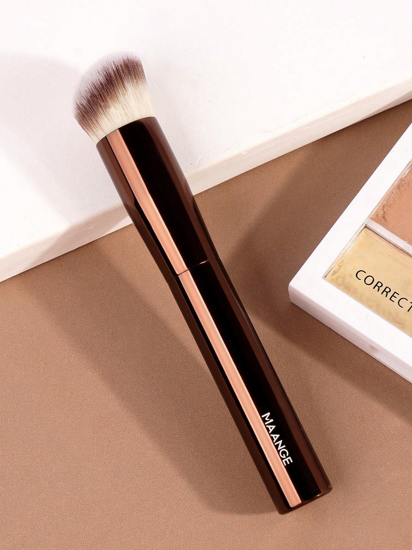 Maange- Professional Concealer Brush