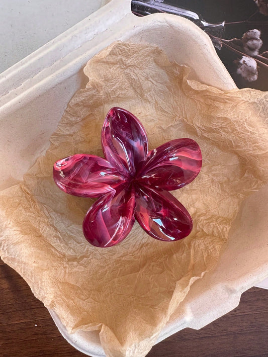 Hawaiian Flower Hair Clip