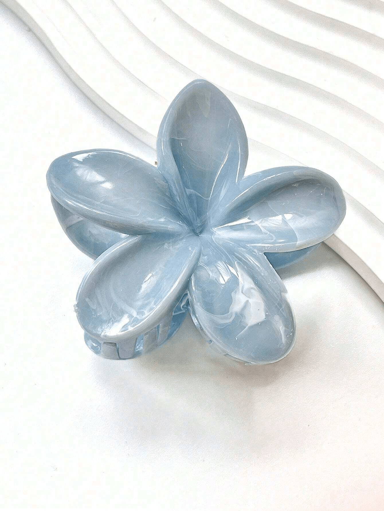 Hawaiian Flower Hair Clip