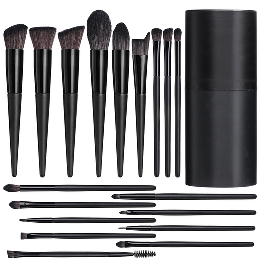 Ultra Matt Black- Gold - Makeup Brushes: Set of 18 brushes + case